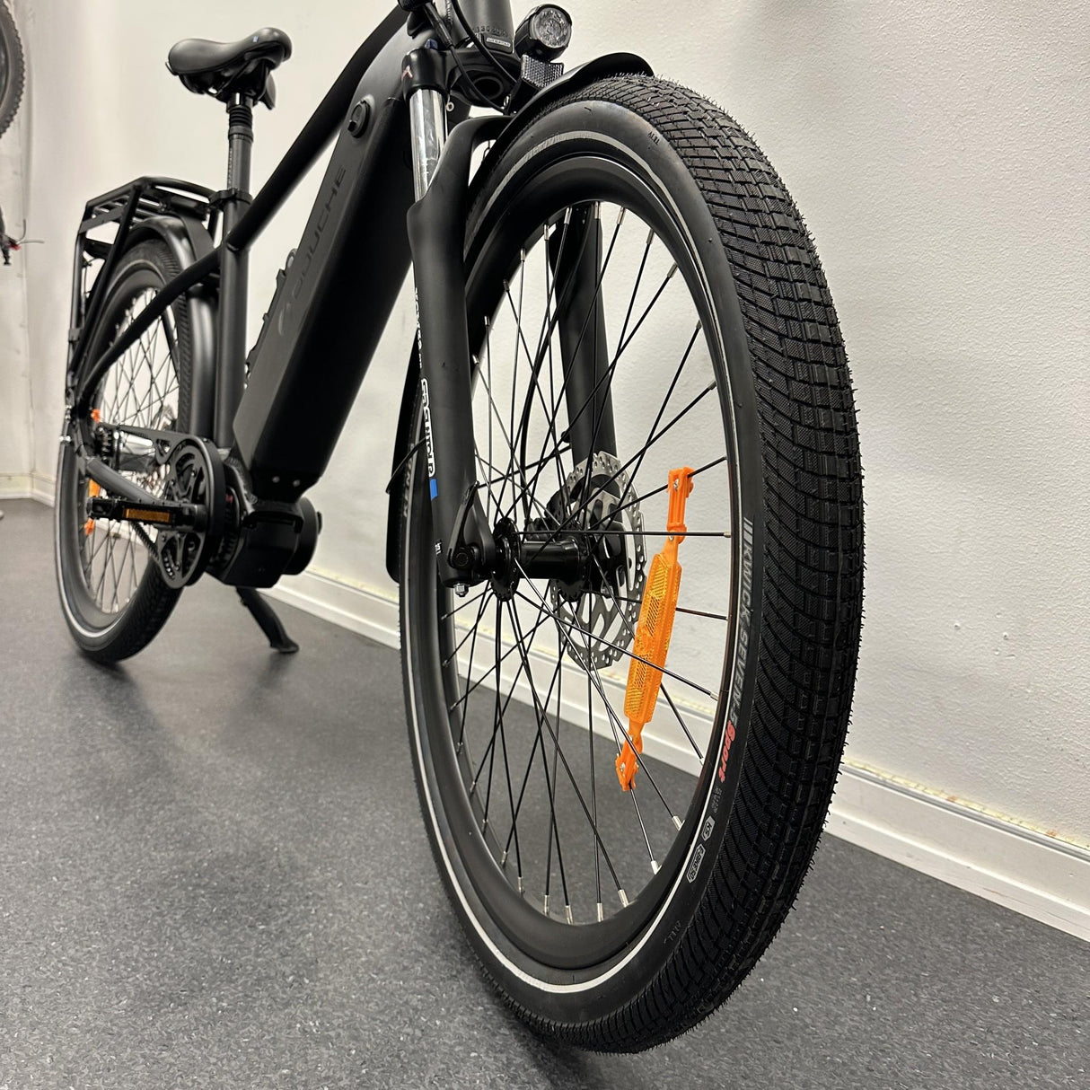 Elcykel DOUCHEBIKE 250W ELIT - mittmotor - remdrift - räckvidd 110km