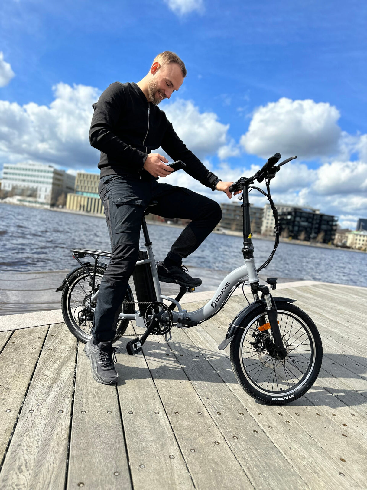 Elcykel DOUCHEBIKE 250W FLEX - Hopfällbar - Räckvidd 80 km
