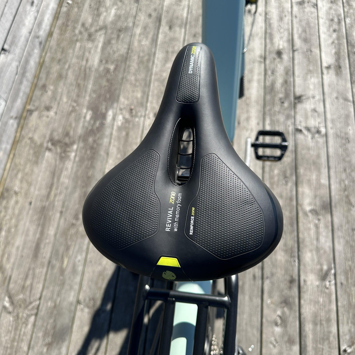 Elcykel DOUCHEBIKE 250W NIVO - 100km räckvidd