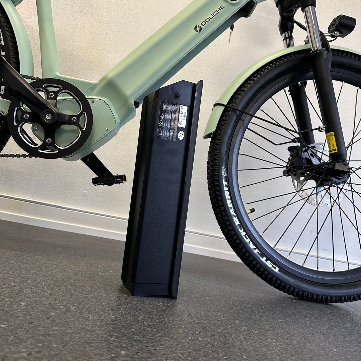 Elcykel DOUCHEBIKE 250W NIVO - 100km räckvidd