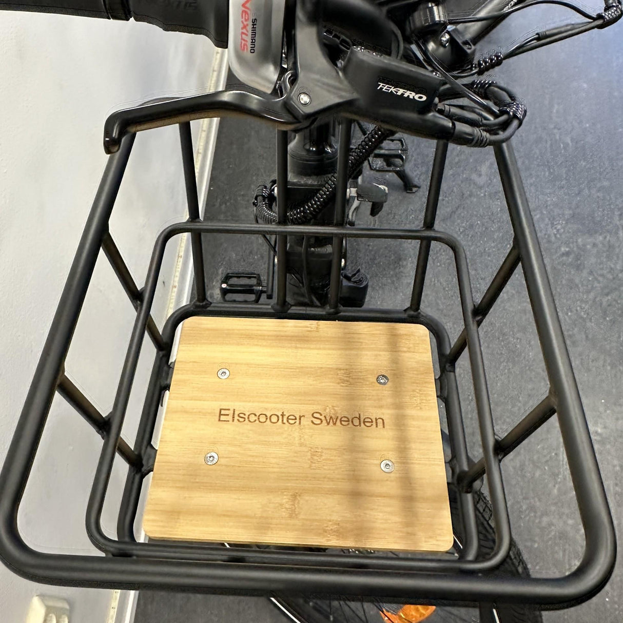 Elcykel DOUCHEBIKE 250W ELIT DAM - mittmotor - remdrift - räckvidd 110km
