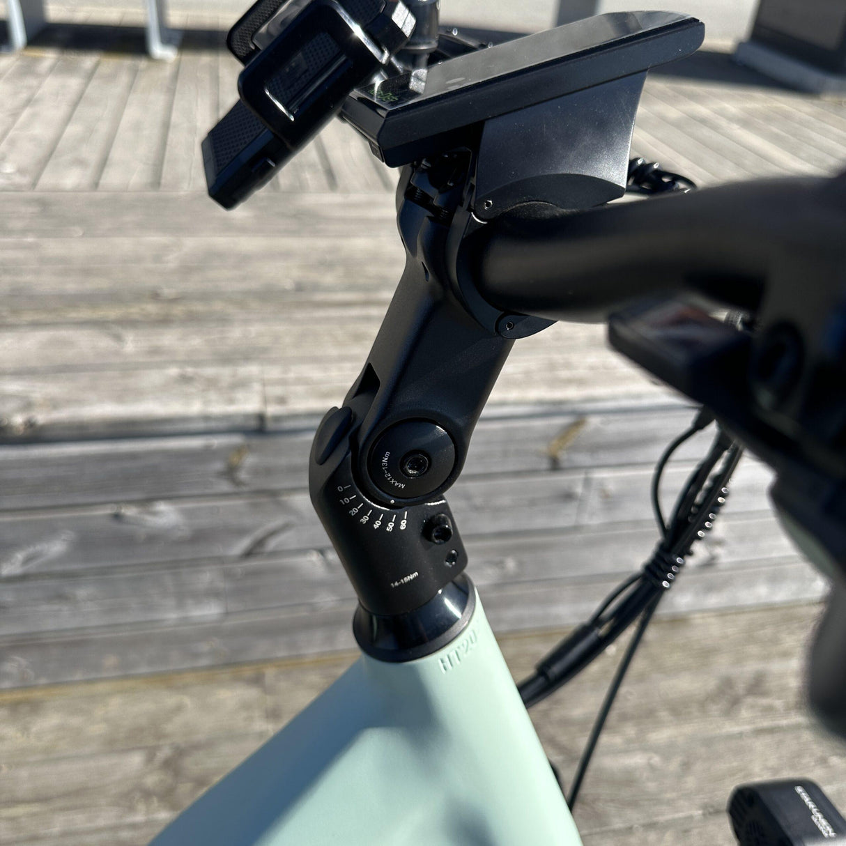 Elcykel DOUCHEBIKE 250W NIVO - 100km räckvidd