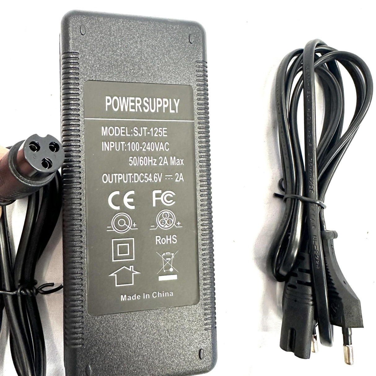 Batteriladdare till elscooter 48V/2A - GX16 kontakt - output 54,6V