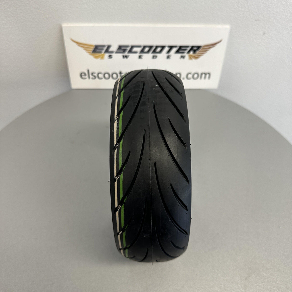 Däck till elscooter 9,5x2,5'' punkteringssäker med gel på insidan