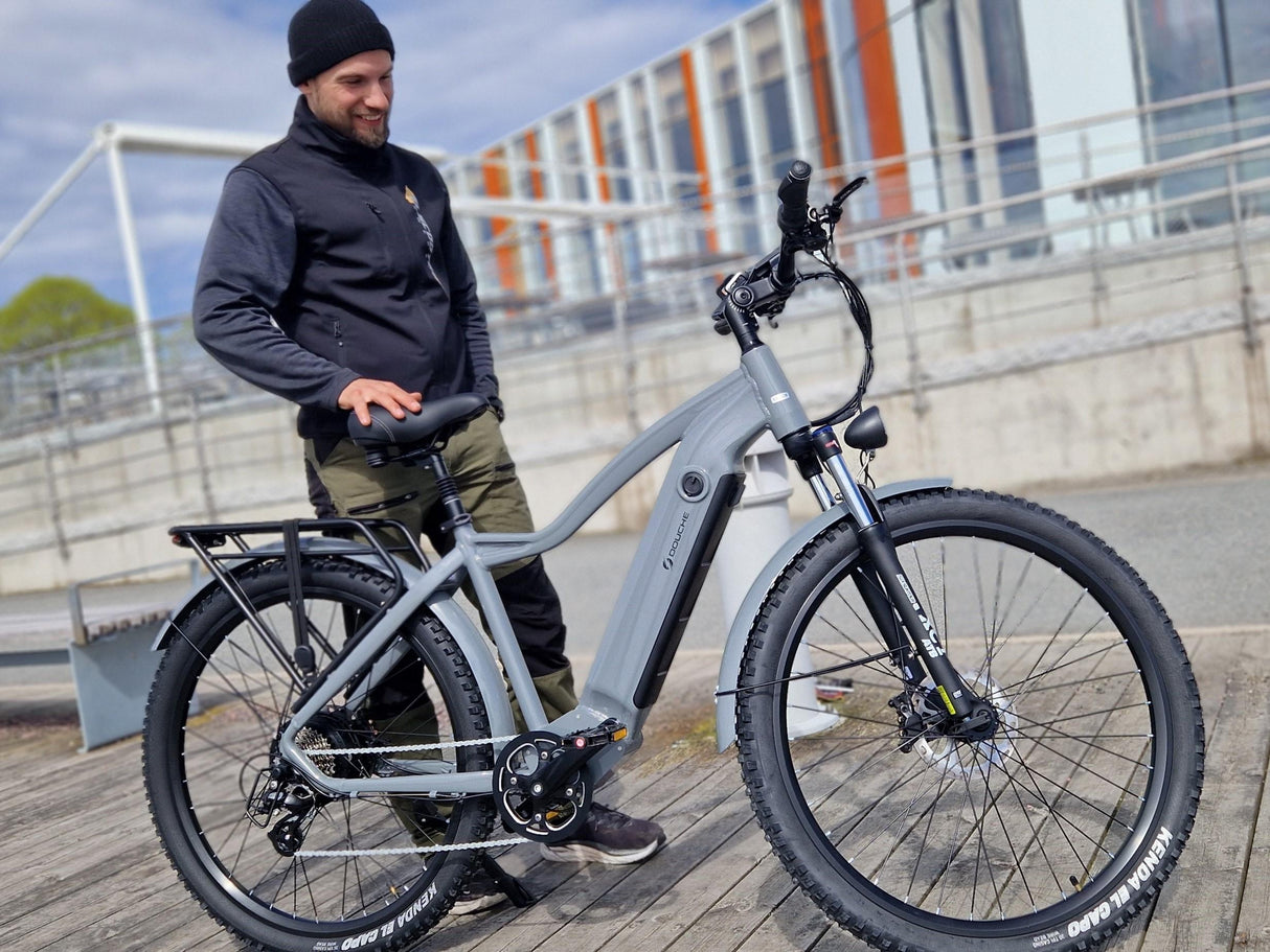 Elcykel DOUCHEBIKE 1000W PATRON - Räckvidd 100 km