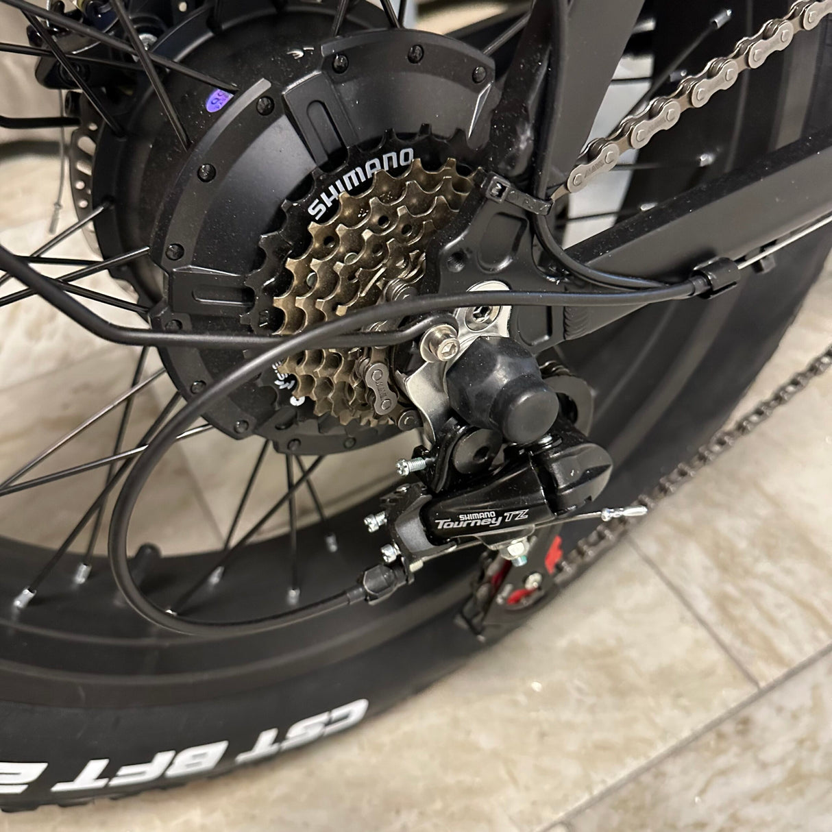Elcykel DOUCHEBIKE 750W Standard