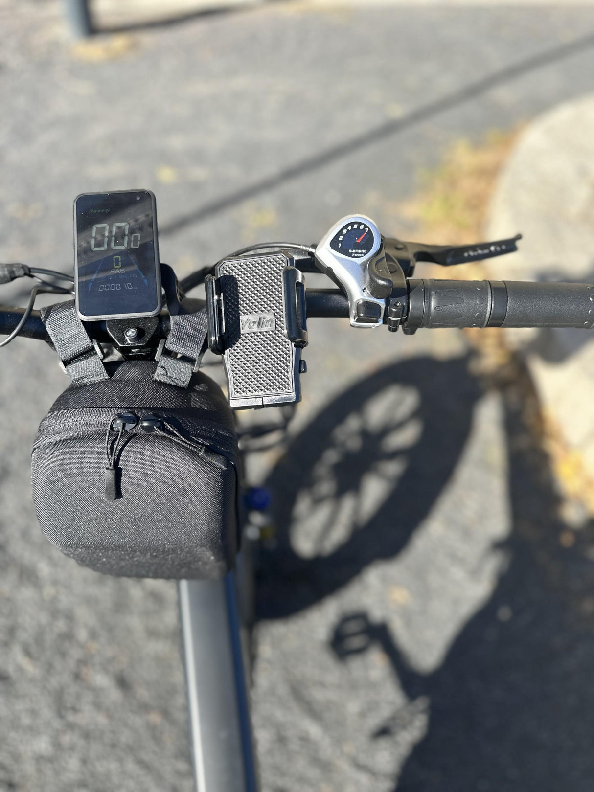 Elcykel DOUCHEBIKE 750W STILETTE - Hydrauliska bromsar - Räckvidd 70km - Hopfällbar