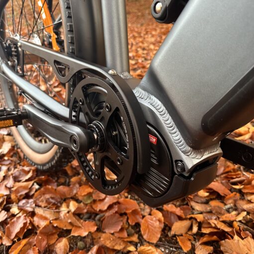 drivlinan framifran scaled elcykel Elcykel DOUCHEBIKE 250W ELIT med remdrift - räckvidd 110km
