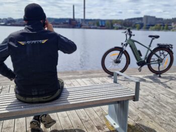 elit 1 elcykel Elcykel DOUCHEBIKE 250W ELIT med remdrift - räckvidd 110km