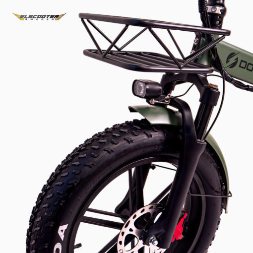 Elscooter Sweden Gron Elcykel 3 scaled Vi presenterar Elcykel DOUCHEBIKE 1000W PLUS, en exceptionell kombination av kraft och finess för den moderna cyklisten. Påbörja en resa av effektivitet och stil med denna toppmoderna e-cykel. Elcykel DOUCHEBIKE 1000W PLUS - Hopfällbar - Räckvidd 100km